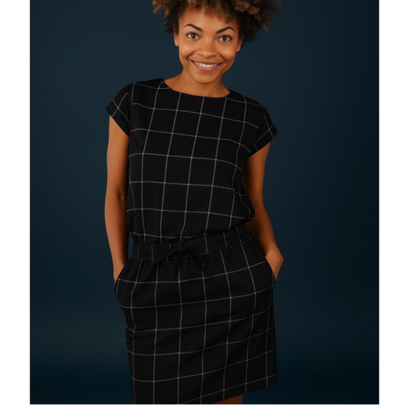 NEW Albion Going Places Window Pane Nylon Women’s Mini Dress Sz XS Pockets A46 - Picture 1 of 9